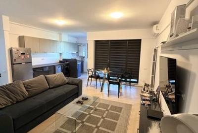 Apartament cu 3 camere decomandat în Tineretului