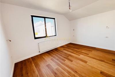 Casă individuală 5 camere , 2 băi | Suprafață utilă - 8