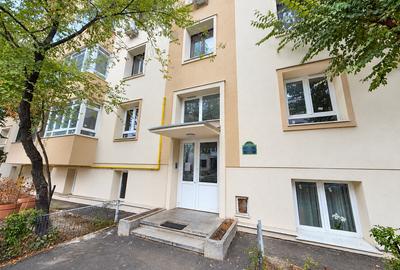 Apartament cu 3 camere semidecomandat în Floreasca