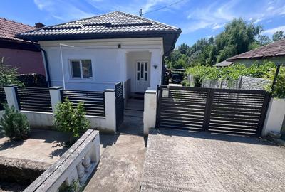 Casă individuală cu 4 camere în Exterior Vest
