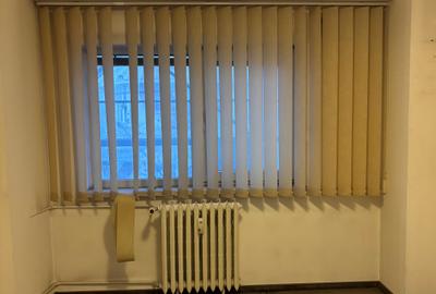 Locatie exceptionala,DECEBAL ,stradal,monolit,bloc reabilitat termic,liber - 10