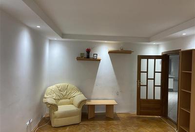 Apartament 2 camere ,zona ultracentrala (Unitatea de Pompieri), et 1 4 , decoman - 15