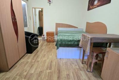 Garsoniera 26mp, Podu Ros, etaj 2 cu lift, balcon - 2