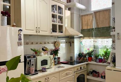 Universitate / Apartament in Vila / Modernizat 2017 - 19