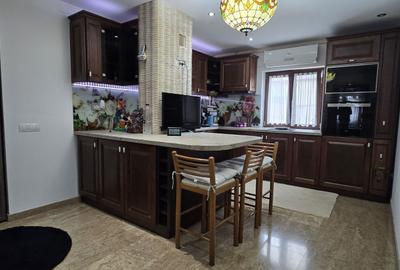 Micro 6 Târgoviște, vânzare apartament 3camere/2balcoane/2grupuri - 1