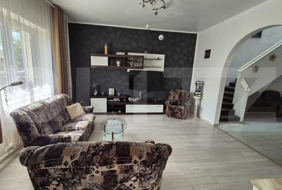 Casă individuală cu 6 camere în Cloșca