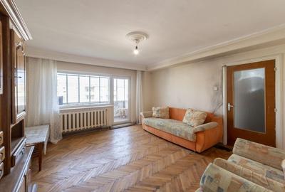 Apartament cu 3 camere decomandat în Găvana