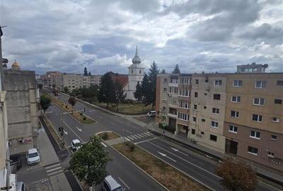 Apartament premium cu 2 camere si terasa in Centru Fagarsului - 11