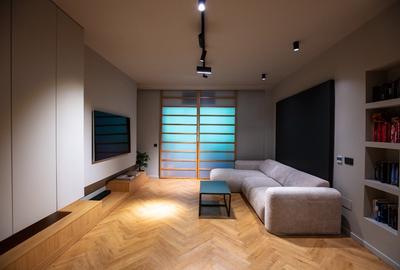 Apartament cu 4 camere decomandat, mobilat în Sărari