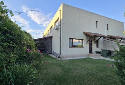 De vanzare Casa/vila 4 camere in Green City 1 Decembrie 1918 - 2