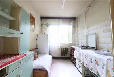 Apartament de 3 camere decomandat, etaj 2 din 4, Odeon Podu Ros - 4