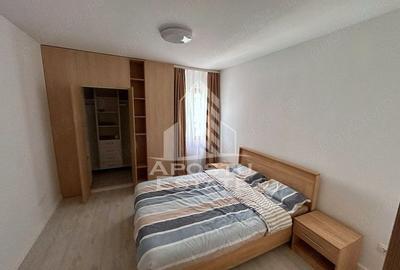 Apartament cu 3 camere decomandat, mobilat în Torontalului