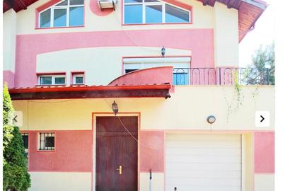 Casă cu 7 camere în Herăstrău