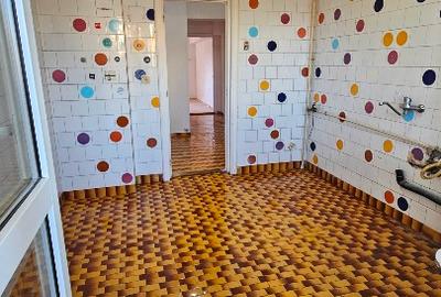 DiIRECT PROPRIETAR  4 camere  13 Septembrie-Casa Poporului CATEDRALA NEAMULUI - 9