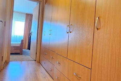 Apartament 3 camere Centrul Civic,renovat,mobilat,vedere Tampa,liber,158000 Euro - 8