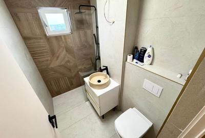 Ap.2 cam decomandat Podu Ros/Piata Nicolina, renovat, amenajat complet! - 16