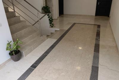 Apartament cu 2 camere decomandat în Tomis Plus