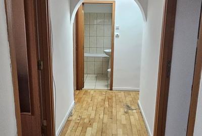 Apartament cu 4 camere decomandat, mobilat în Iancului