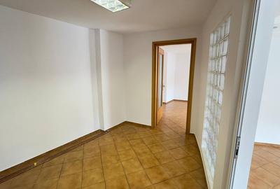 Vila cu 4 camere D+P+1 | Piata Unirii | Bd. Marasesti | 2 locuri parcare - 6