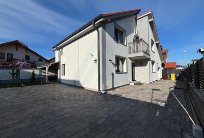 Casă individuală cu 6 camere în Șelimbăr