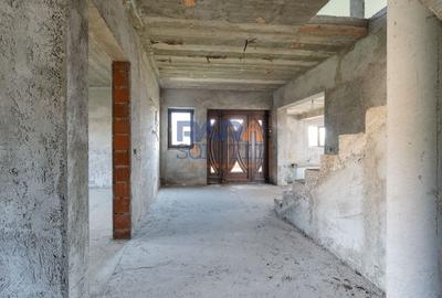 Casă P+1E, 402 mp, teren 3.600 mp, 17 km de Roman - PREȚ LA OFERTĂ! - 3