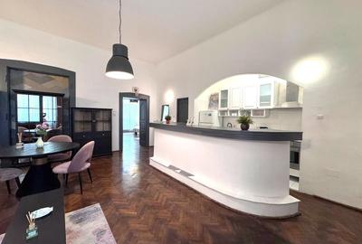 Apartament 2 camere 70 mp, cladire istorica, str Gh Sincai - Central - 4