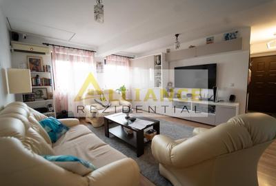 Apartament cu 3 camere decomandat, mobilat în Central