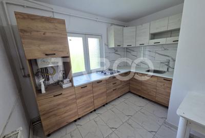 Apartament 3 camere de inchiriat zona Campului etaj 2 - 1