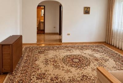 Apartament 3 camere – ultracentral, 67 mp, orientare S-V – 69.900 EUR - 1