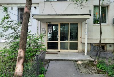 Apartament cu 4 camere decomandat în Virtuții