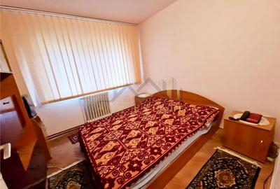 Apartament 3 camere, semidecomandat, et.3,  69 mp-Zona Girocului - 3