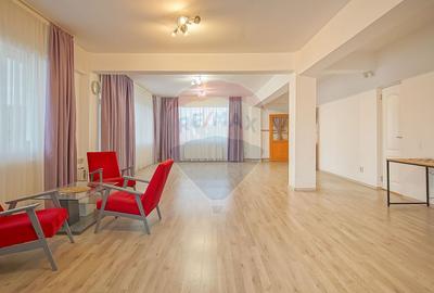 Vilă de inchiriat - Zona Blumana (pretabila diverse businessuri) - 1