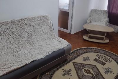 Apartament cu 2 camere nedecomandat, mobilat în Tomis Nord