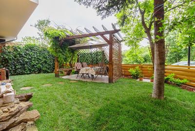 Apartament cu 3 camere decomandat, mobilat în Central