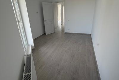 Apartament 3 camere,2 bai,centrala proprie,mutare imediata,TVA inclus in pret! - 33