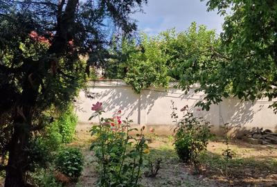 Splaiul Unirii - Calea Vitan- Mihai Bravu - Vila moderna - 330 mp, P+1E+M, garaj - 38