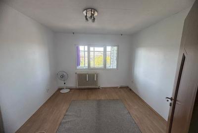 Apartament 3 camere, decomandat, in Db. Rotund - 7