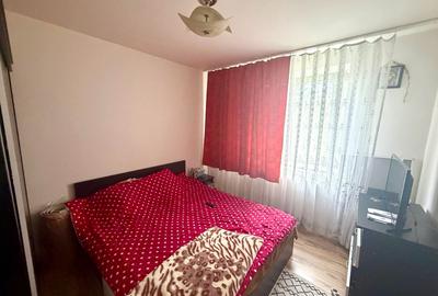 Basarabia-Cernauti-Apartament de 2 camere cu centrala proprie - 1