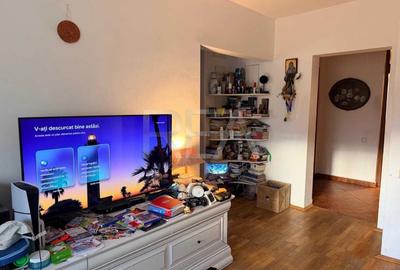 Apartament cu 3 camere decomandat, mobilat în Timpuri Noi