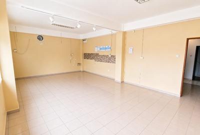 Interioara 3 - Spatiu comercial suprafata 38 mp - 3