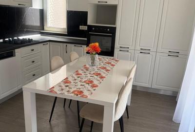 Apartament cu 2 camere decomandat, mobilat în Dumbrăvița