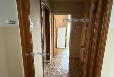 Metrou Dristor 2 Camere Decomandat etaj 1/4 - 9