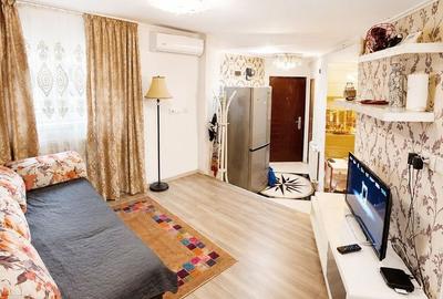 Apartament cu 3 camere semidecomandat, mobilat în Unirii