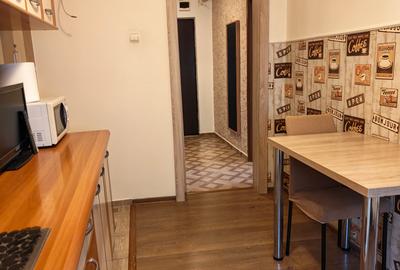 Apartament cu 2 camere, structura circulara zona 1 Decembrie - 3