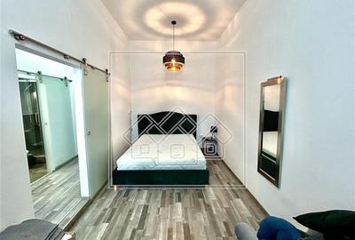 Apartament cu 2 camere semidecomandat în Central