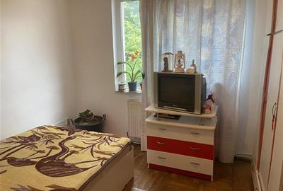Apartament 2 camere ,  zona cartier Sud , decomandat , liber - 5