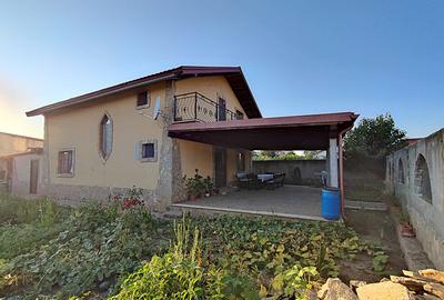 Casă cu 5 camere în Valu lui Traian