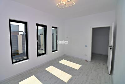 Casa individuala  cu 4 camere si 2 bai - 6
