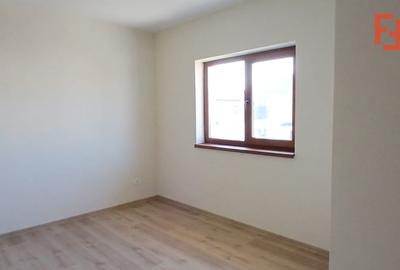 Duplex cu 5 camere si teren de 300 mp in Dumbravita la cheie - 13