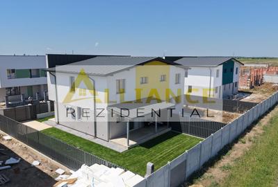 Casă cu 4 camere în Berceni